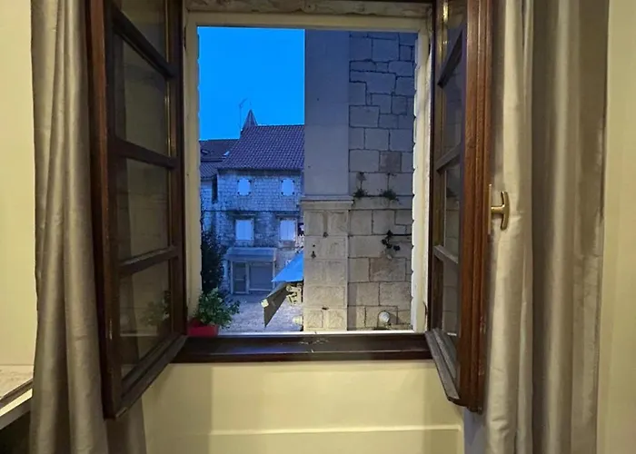 旅馆 