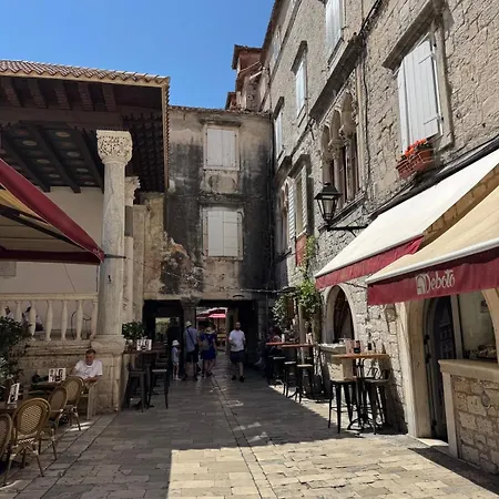 Hostel Boutique Square